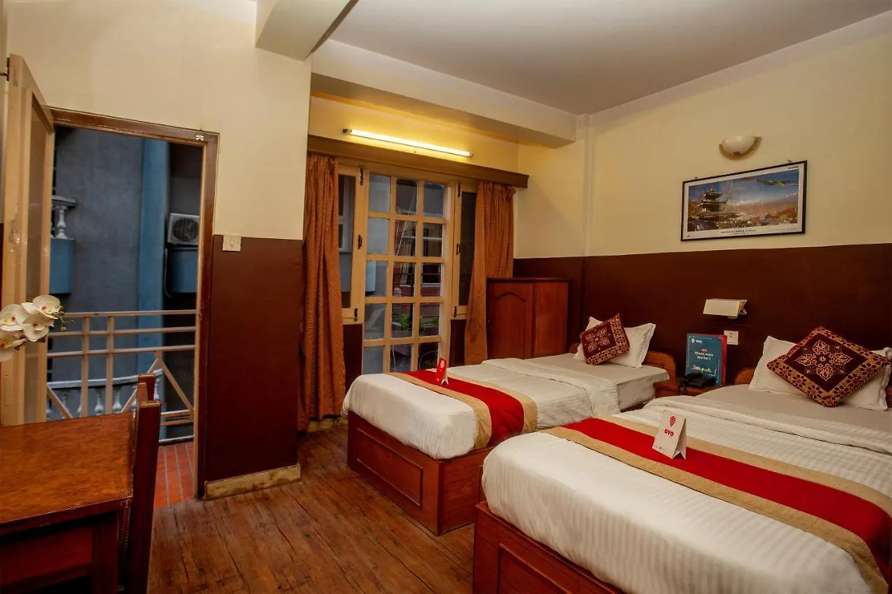 Spot On 169 Hotel Cosmic Κατμαντού